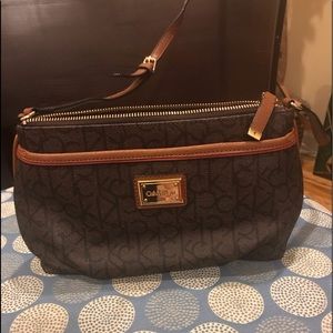 EUC Calvin Klein Crossbody Purse